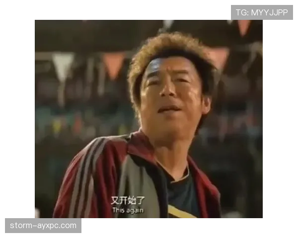 拉菲尼亚拎着菜篮子进小区,隔壁大妈的表情像看到了外星人 拉菲尼亚拎着菜篮子进小区,隔壁大妈的表情像看到了外星人